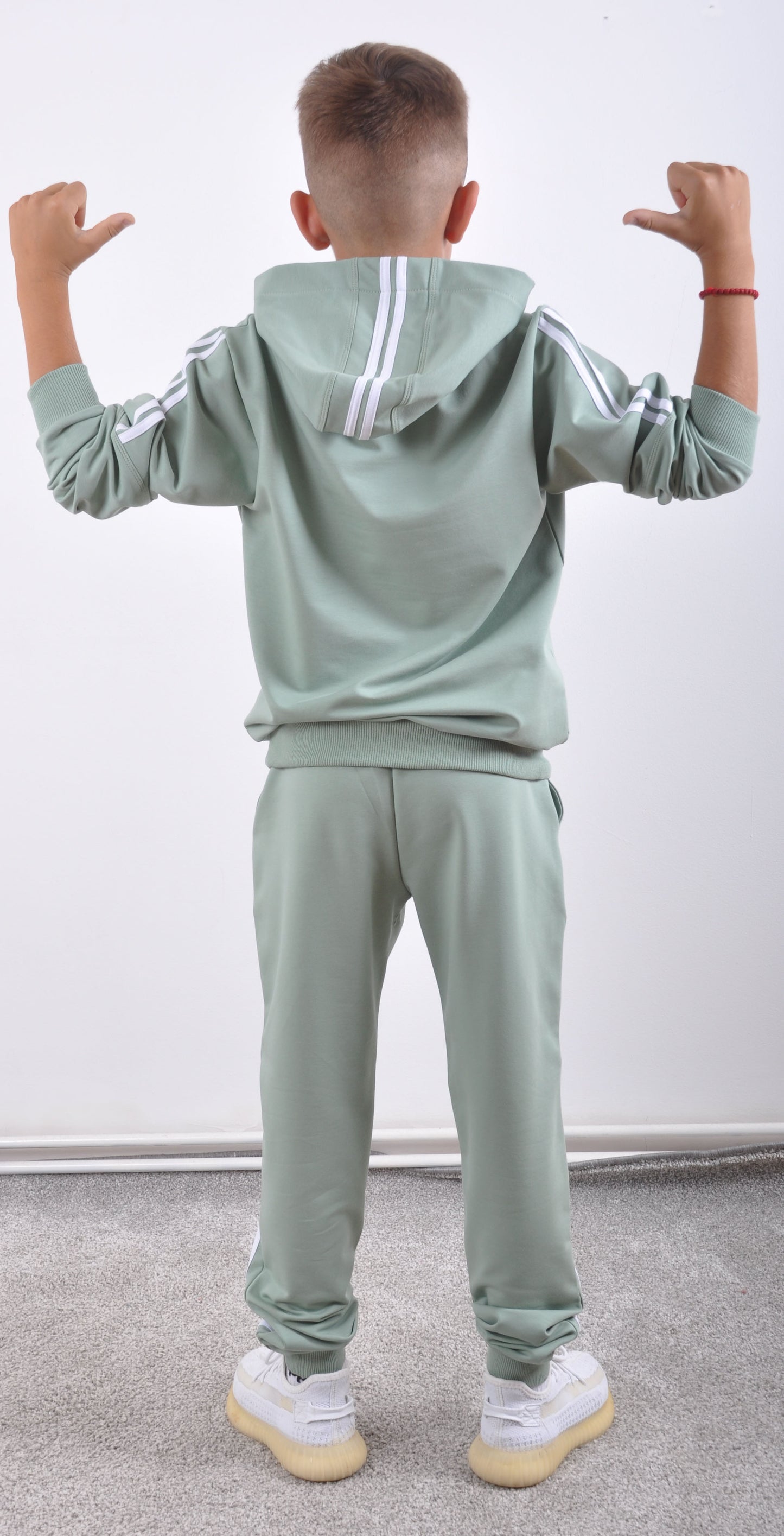 DUKS AMK  2-16
