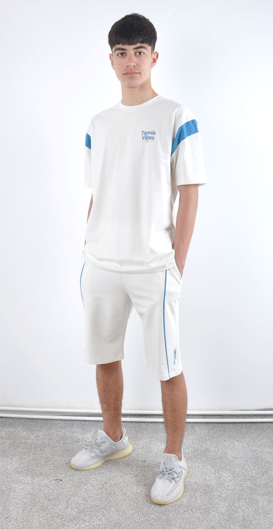 MAJICA TENIS VIBES 2-16